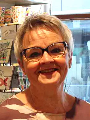 Porträtaufnahme von Frau Hannelore Lenger