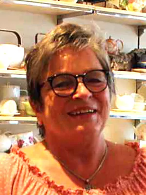 Porträtaufnahme von Frau Heike Gresförder